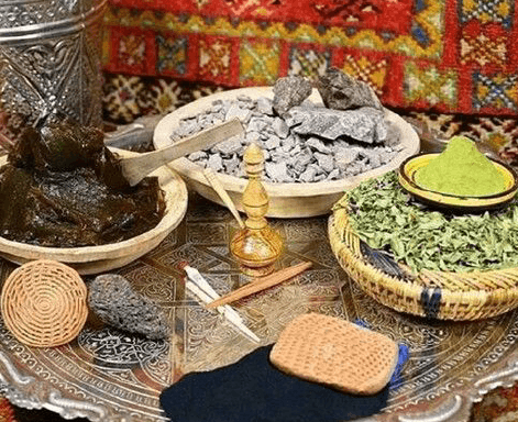 Cold-pressed Moroccan argan oil in glass dropper bottle